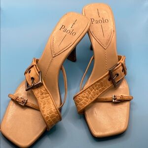 Linea Paolo Women's Tan Heeled Sandals